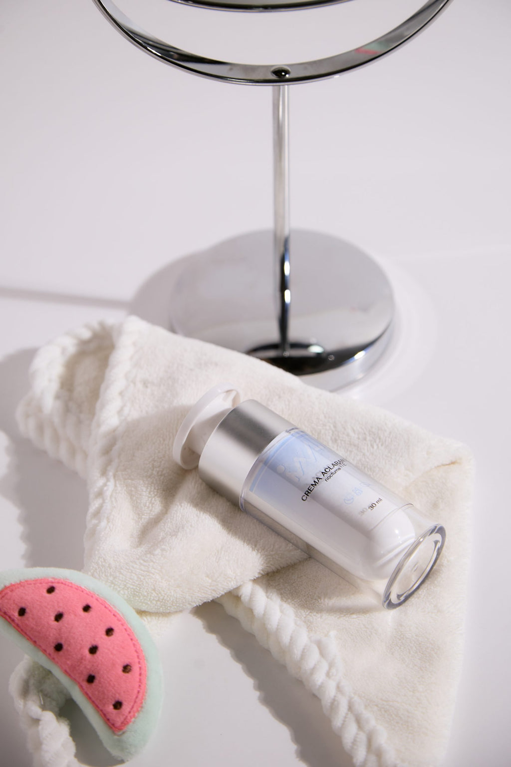 Crema Aclarante Nocturna - MKPMU